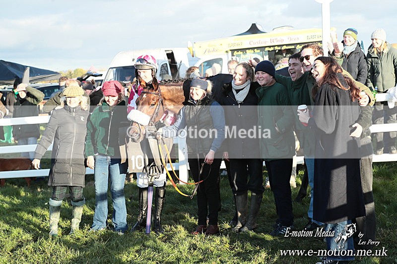 PtP 301125  0818 - Hursley Hambledon Point-to-Point Larkhill Racecourse 30/12/2025