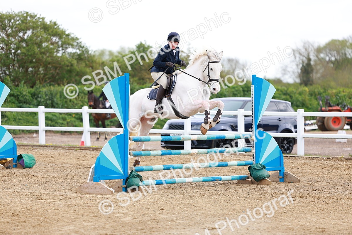 SBM_001928 - class 8 - Senior British Novice - 90cm
