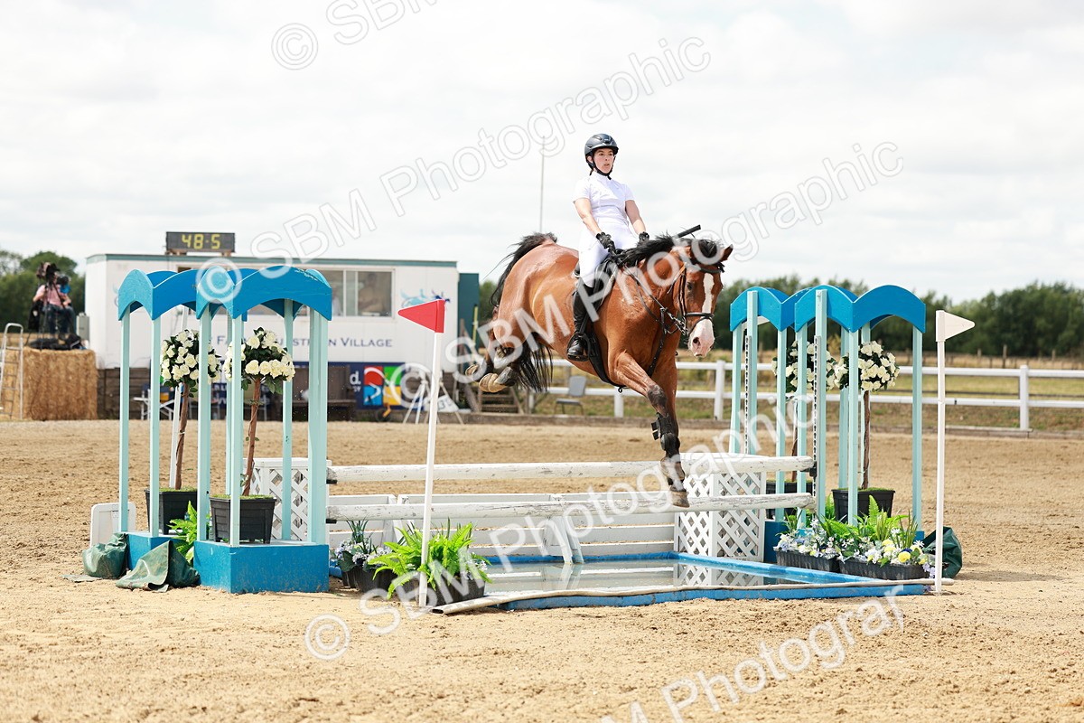 SBM_018516 - Class 21 - Senior Newcomers Championship 2d Rd