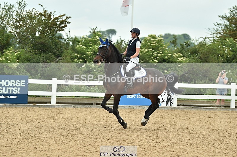 230611A-103558-04698 - Cls 32 85cm Amateur Qualifier