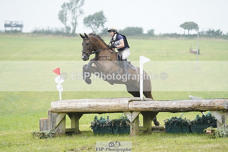 240901A-110344-05912 - 336-Kate.Jupp-TEMPLEBREADYS.ROYAL.SPIRIT