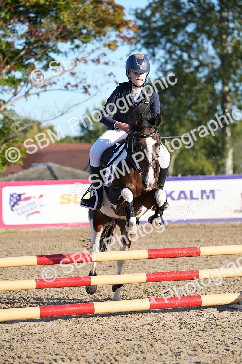 SBM_14050 - J57 - Clear Round 60cm