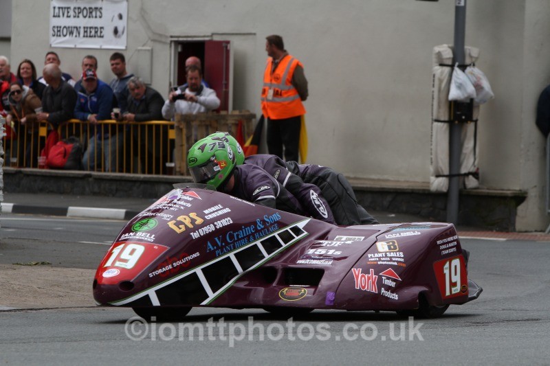 Dean Banks & Ken Edwards - Sure Sidecar Race 2