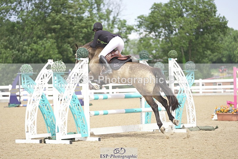 230810A-132534-02409 - Cls 4 1.05m Amateur Quali