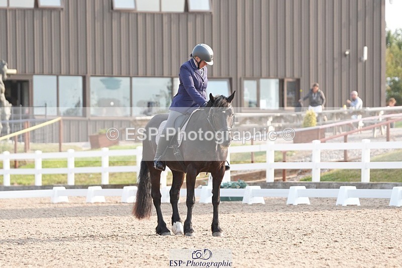 250817-085603-07050 - 115-Alison.AndrewsBercoed.Sambo