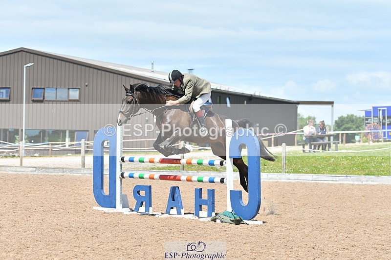 240609A-131426-05554 - Cls 18 Snr Newcomers and 1.10m Open