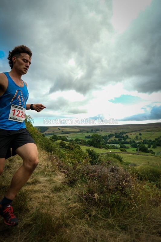 DSCF5215 - Reeth Fell race seniors