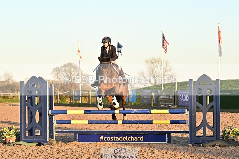 250401-191232-00922 - 90cm Classes