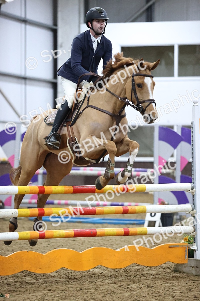 SBM_2679 - Class 9 - Senior Newcomers/ 1.10m Open