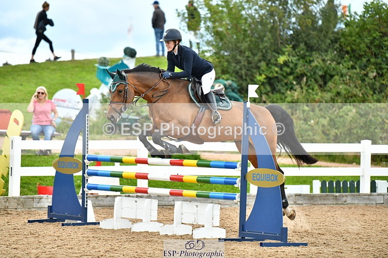 230721A-125836-06400 - Cls 14, 1 Star Bronze 1.10m