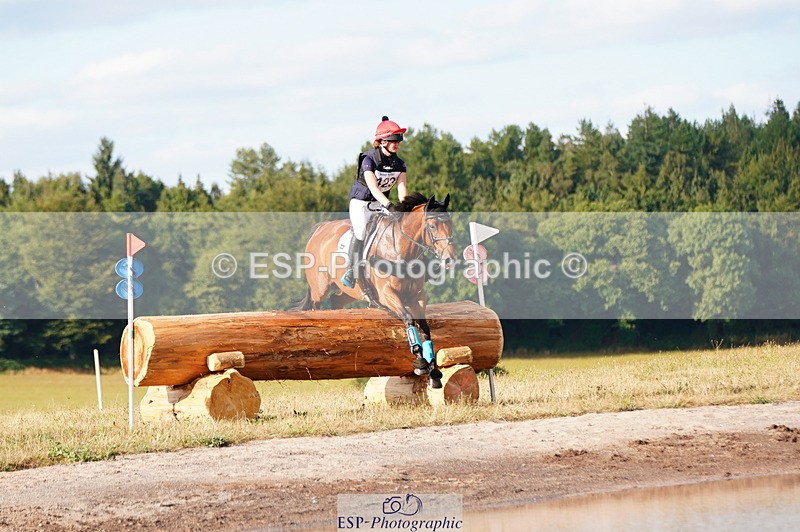 250802A-180446-09082 - I-423-Megan.Pocock-HANKY.BRITANNIA