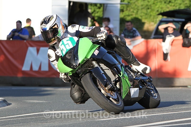  - Saturday Practice Newcomers/Supertwins