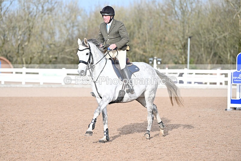 231208A-121522-00621 - Cls 5 Newcomers & 1.10m Open