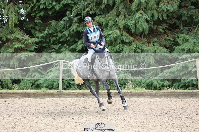 250803A-153128-15799 - Q-754-Leigh.Smallacombe-CRUISING.CARRA