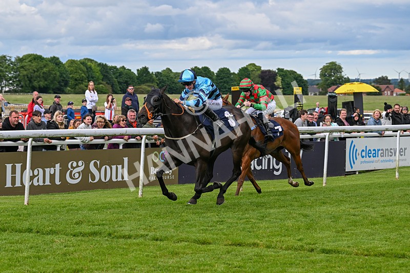 290524-Race 8-Yazaman-7633 - Race 8