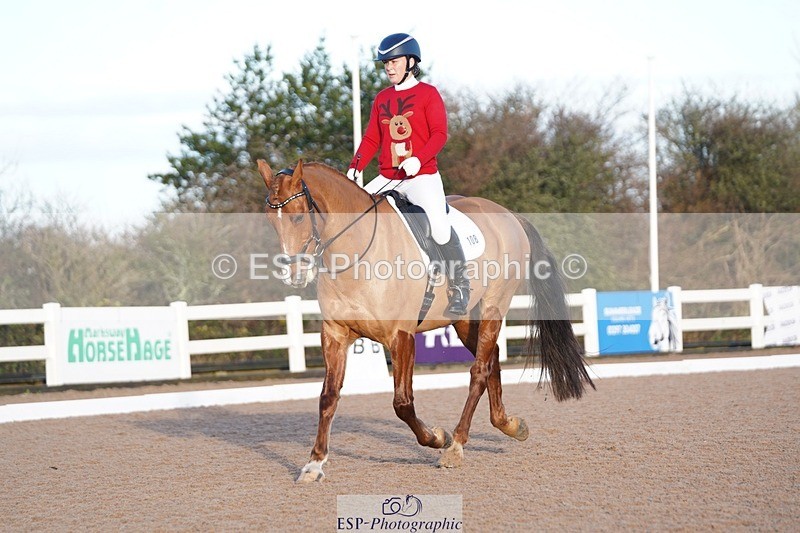 241214-102946-00181 - 108-Pippa.Knight-KFS.Boston.Burglar