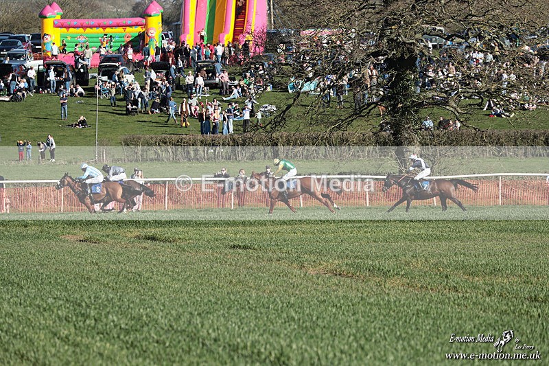 PtP 210326 814 - VWH Cirencester Races 21/03/26