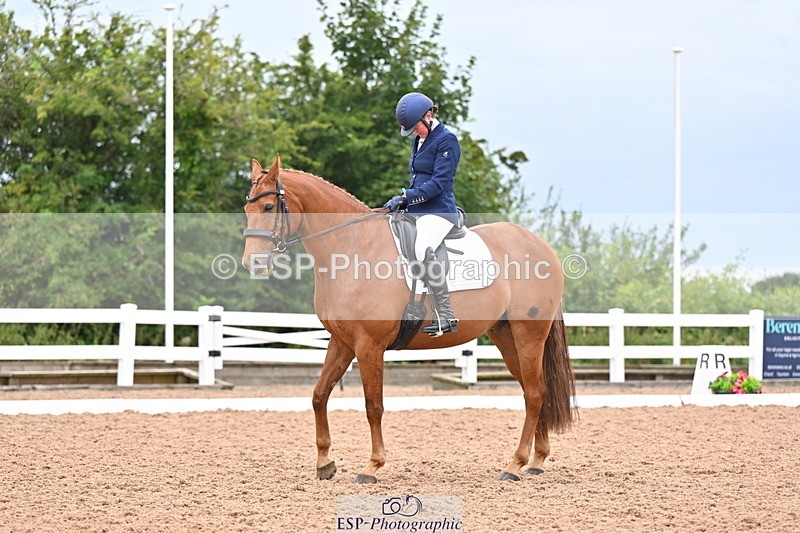 240817A-150417-09782 - 302-Charlotte.Billson-Killycloghan.Sun.King