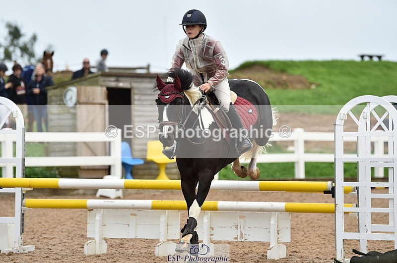 220829A-173414-00463 - 80cm Classes 5a 5b & 6