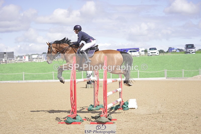 230806A-124146-02043 - Cls 14 Snr Foxhunter & 1.20m Open