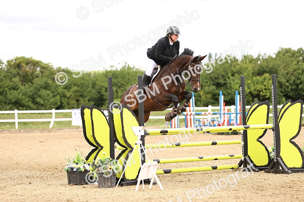 SBM_007369 - Class 18 - Senior 1.05m