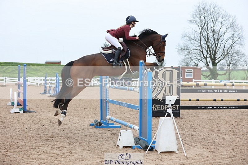 241101A-131309-02000 - FRI Cls 6 Foxhunter and 1.20m Open