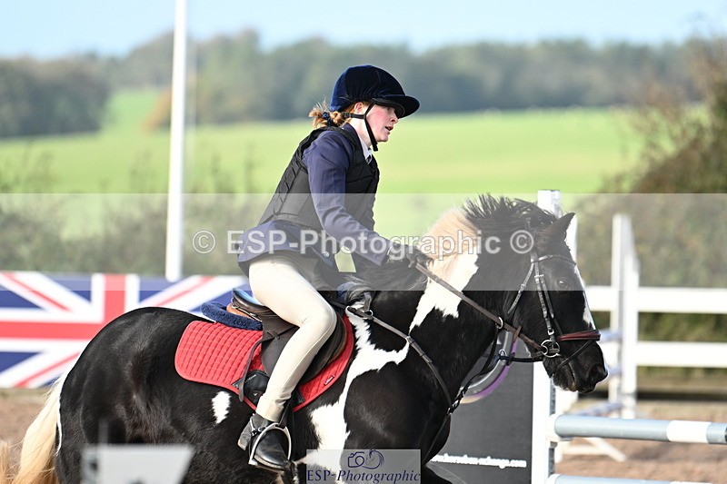 241026A-111054-00322 - SAT Cls 5 Pony British Novice and 80cm