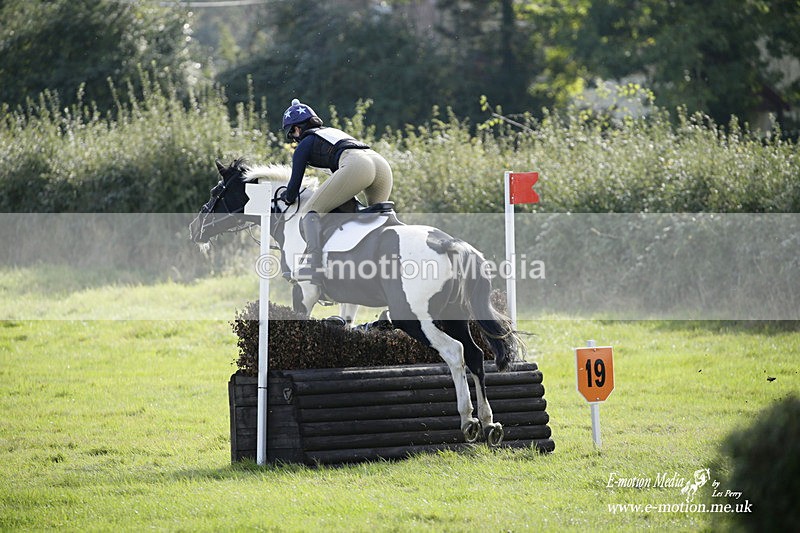  WWHT 171021 3257 - Intermediate (0.90m)  17/10/21