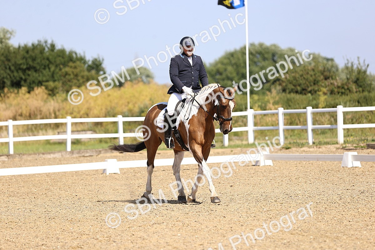 SBM_009296 - Novice 5 - 9.50-10.53