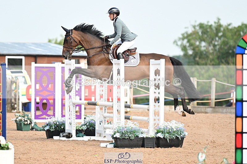 240801A-094303-01090 - Cls 1 British Novice and 90cm Open