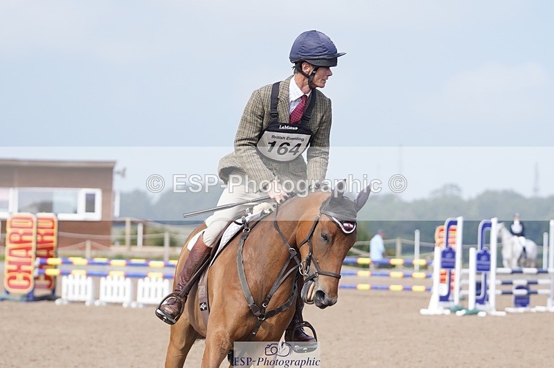 240831A-104518-00358 - 164-William.Fox-Pitt-HARDINGVILLE.LAGOON