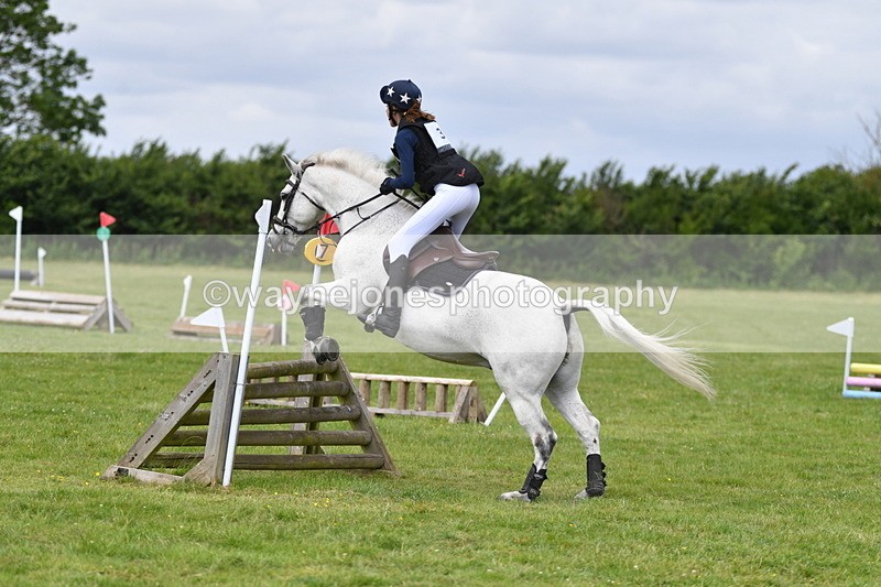 WJ5_3391 - Class 5 80cm Pairs