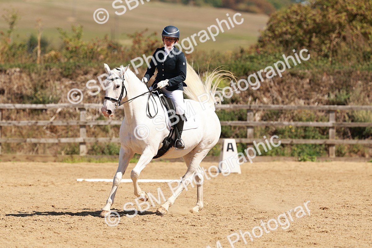 SBM_011129 - Class 6 - Novice 1