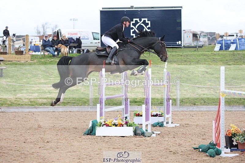 240419A-124754-07447 - Cls 6, 2 Star Medium Tour 1.35m