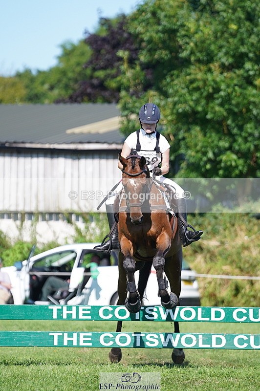 240811A-161704-06246 - 469-