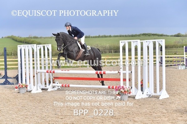 BPP_0228 - CLASS 2 FRI Senior BritiNovice/ 90cm Open