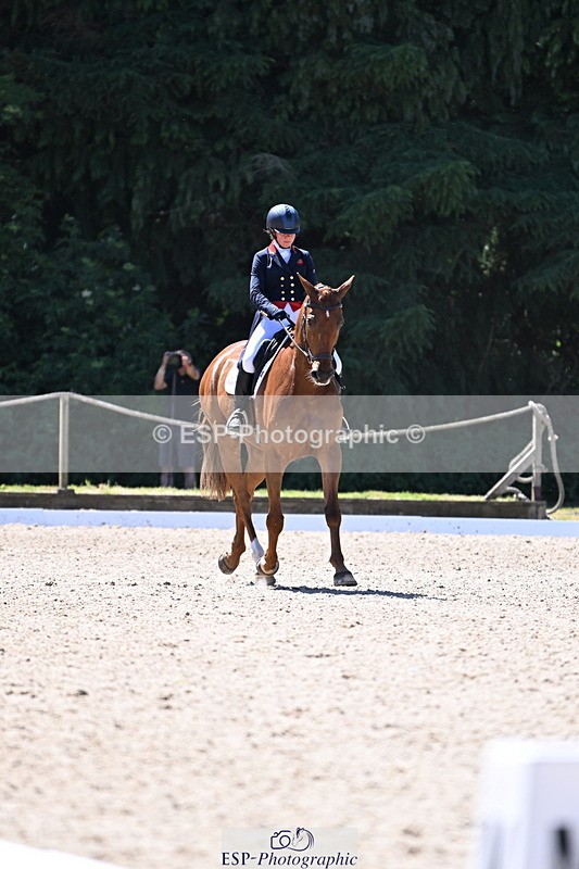 250522A-122545-03724 - C-202-Kitty.King-MBF.REDHOUSE.EVOQUE