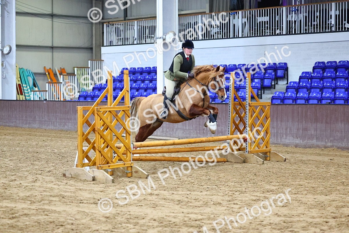 SBM_003088 - Class 35 - 60cm Training Stakes