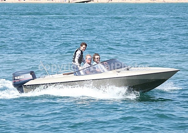 090530 GOLD MEMBER IMG_5979 - Speedboats