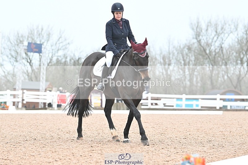 240217A-090802-00291 - 121-Jane.Dyer-Maen.Valley