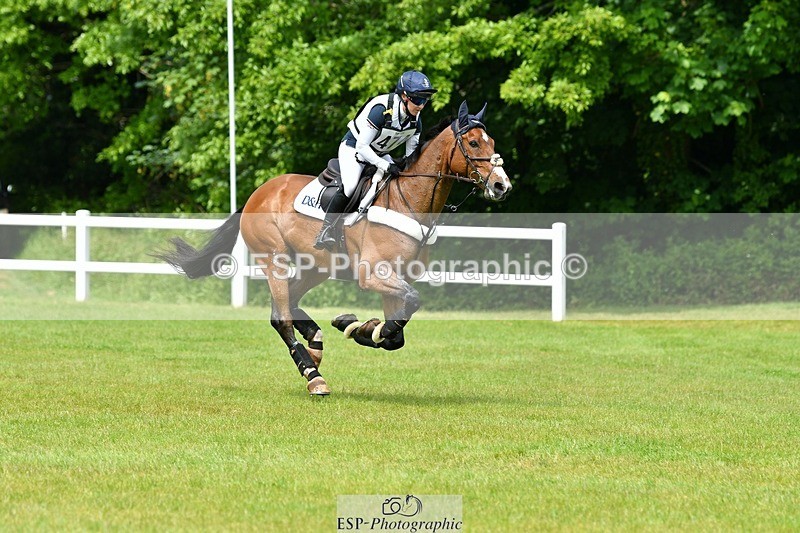 230528-141808-18242 - 474-LONDON_52-Laura_Collett-XC