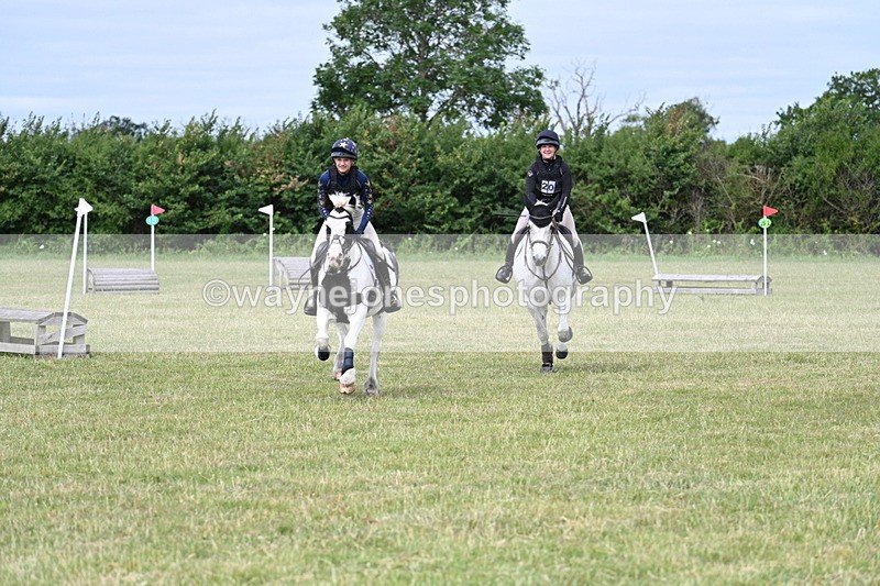 WJ7_5449 - 80cm XC Pairs