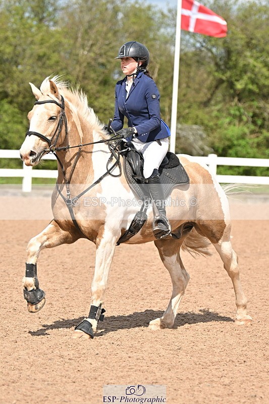 240504A-110613-00535 - Cls 14 & 15 Club & Schools 70cm