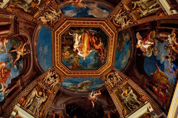Falling - Vatican Museum