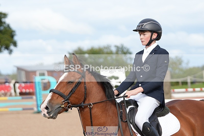 250921-102101-02165 - Cls 4 Pony British Novice and 80cm