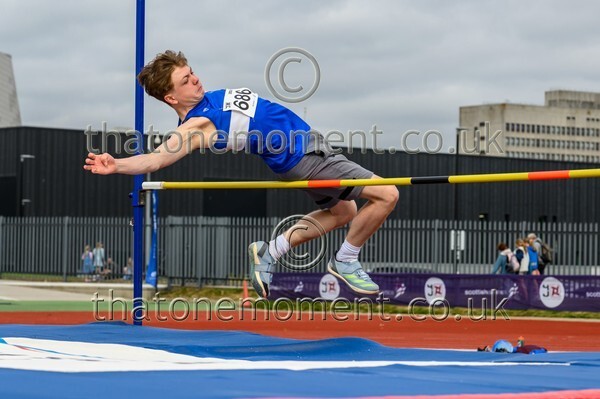 Age25SAT-914847 - Field Male