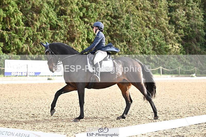 251023A-151200-05362 - C-254-Emily.Mainieri