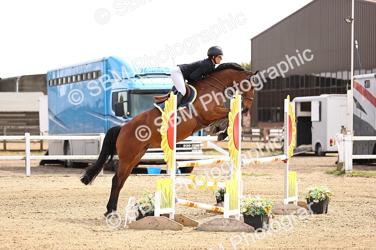 SBM_002273 - Class 11 - Senior newcomers - 1.10m