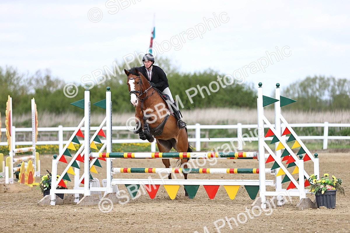 SBM_5224 - Class 9 - Senior British Novice - 90cm