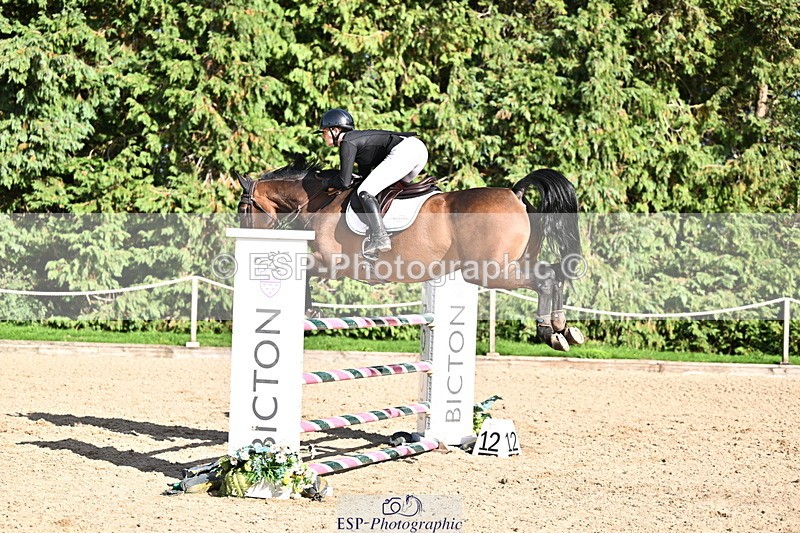 260906A-162838-04701 - Cls 24 Snr Foxhunter